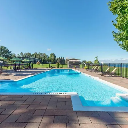 The Inn At Gran View Ogdensburg, An Ascend Collection Hotel-2