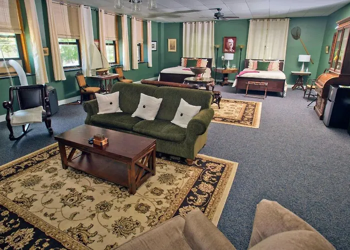 Sherman Inn Ogdensburg